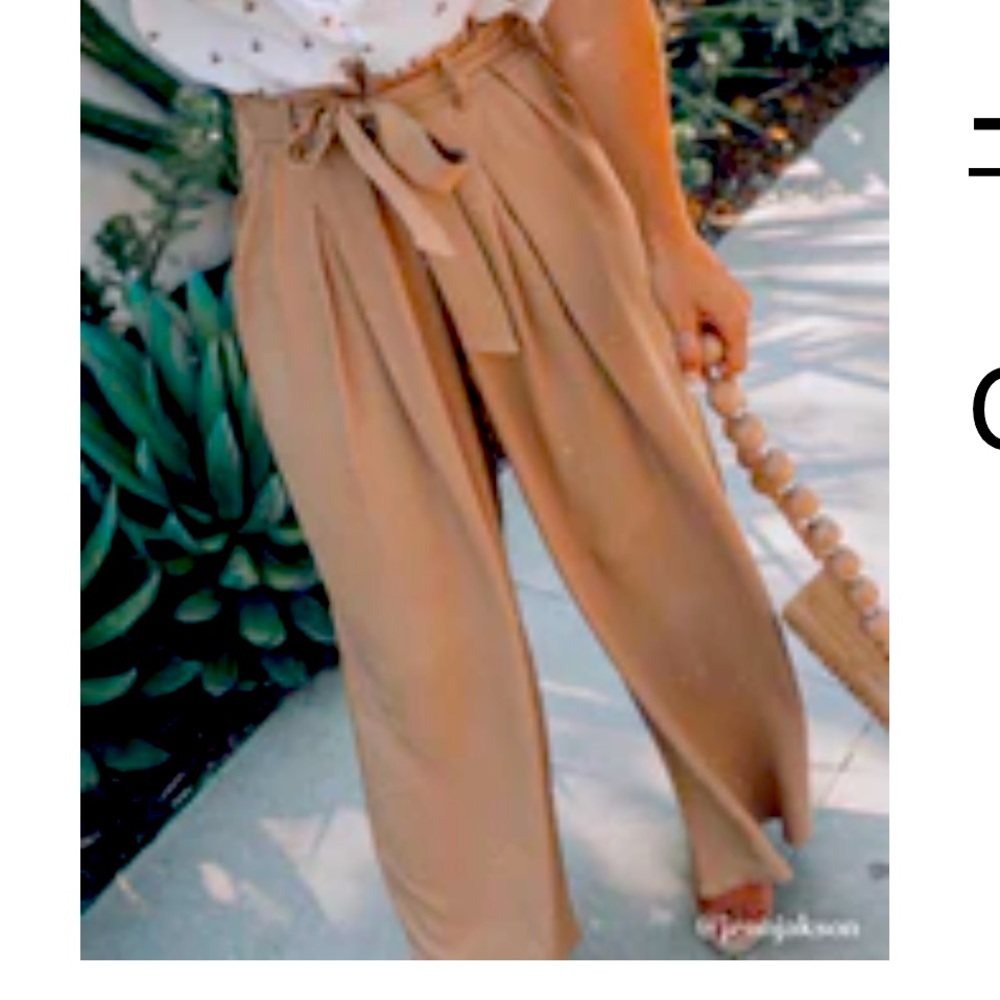 Never worn Amaryllis M Blush wide leg pants